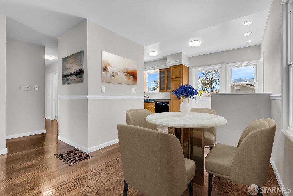 El Cerrito, California 94530, United States, 3 Bedrooms Bedrooms, ,1 BathroomBathrooms,Residential,Pending,188147