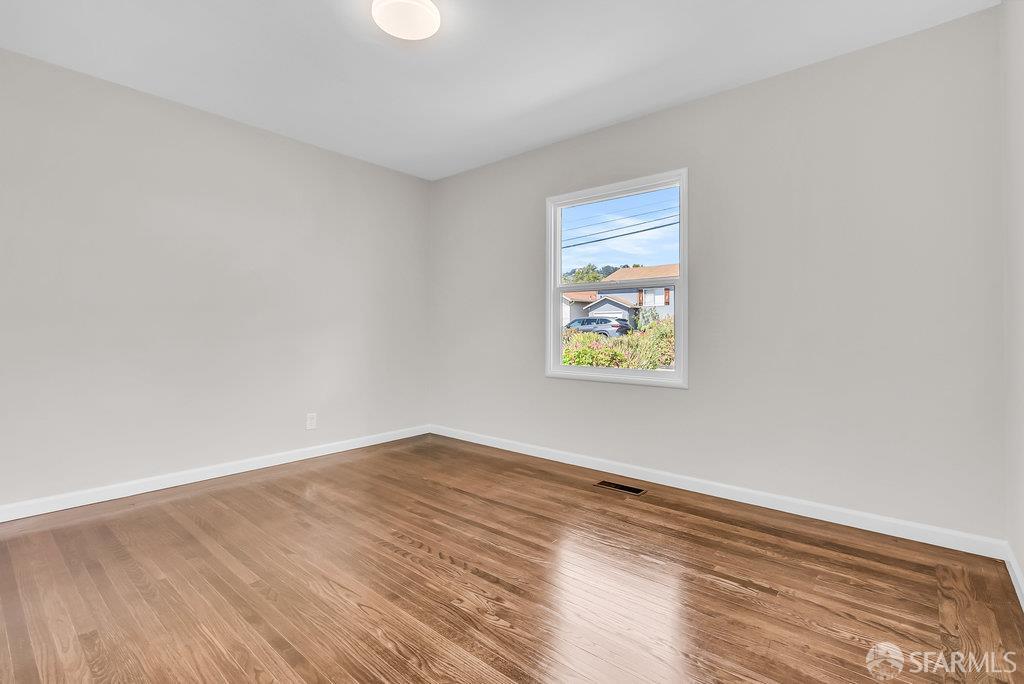 El Cerrito, California 94530, United States, 3 Bedrooms Bedrooms, ,1 BathroomBathrooms,Residential,Pending,188147