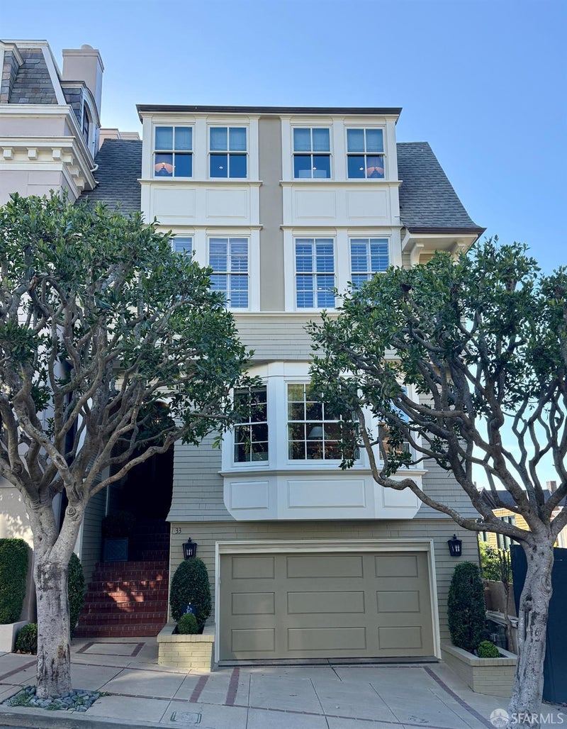 33 Walnut Street