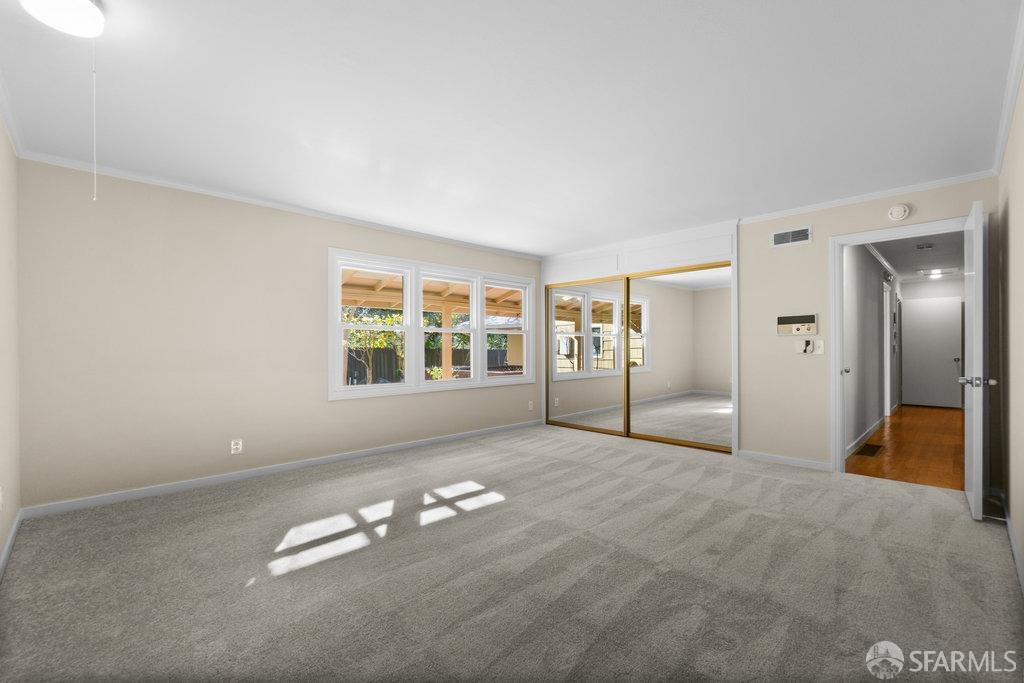 Orinda, California 94563, United States, 6 Bedrooms Bedrooms, ,4 BathroomsBathrooms,Residential,Active,93508