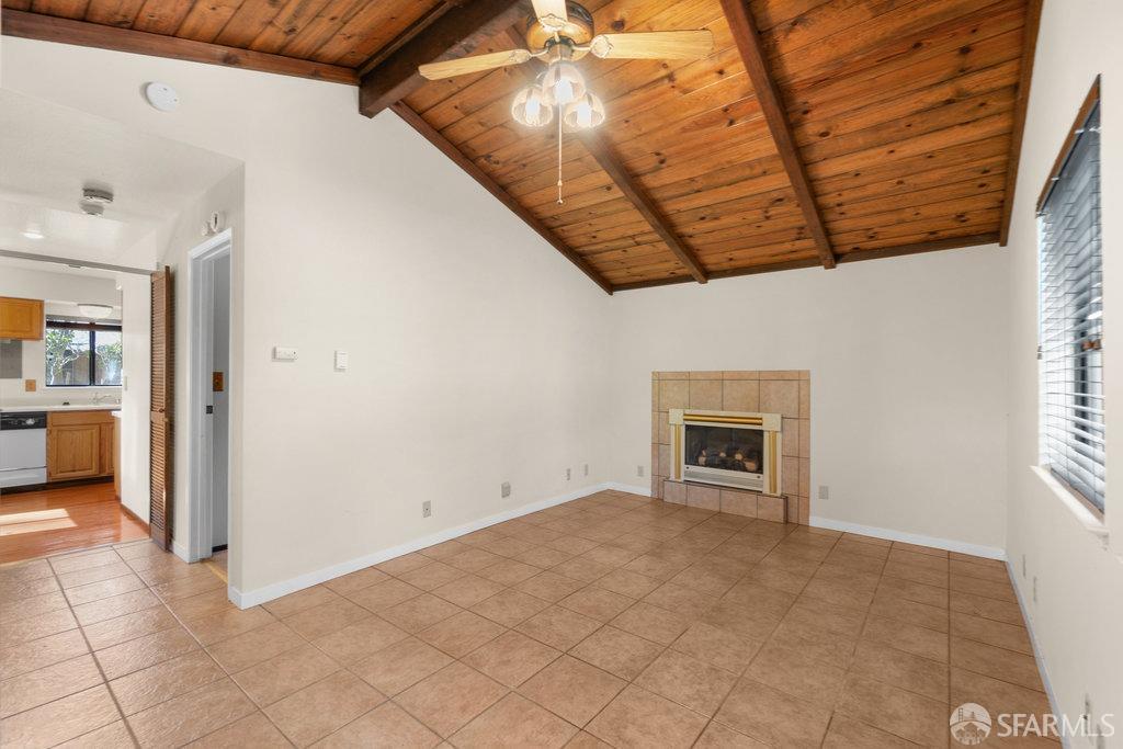 Orinda, California 94563, United States, 6 Bedrooms Bedrooms, ,4 BathroomsBathrooms,Residential,Active,93508