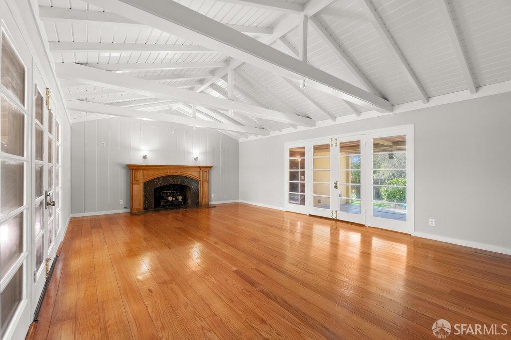 Orinda, California 94563, United States, 6 Bedrooms Bedrooms, ,4 BathroomsBathrooms,Residential,Active,93508