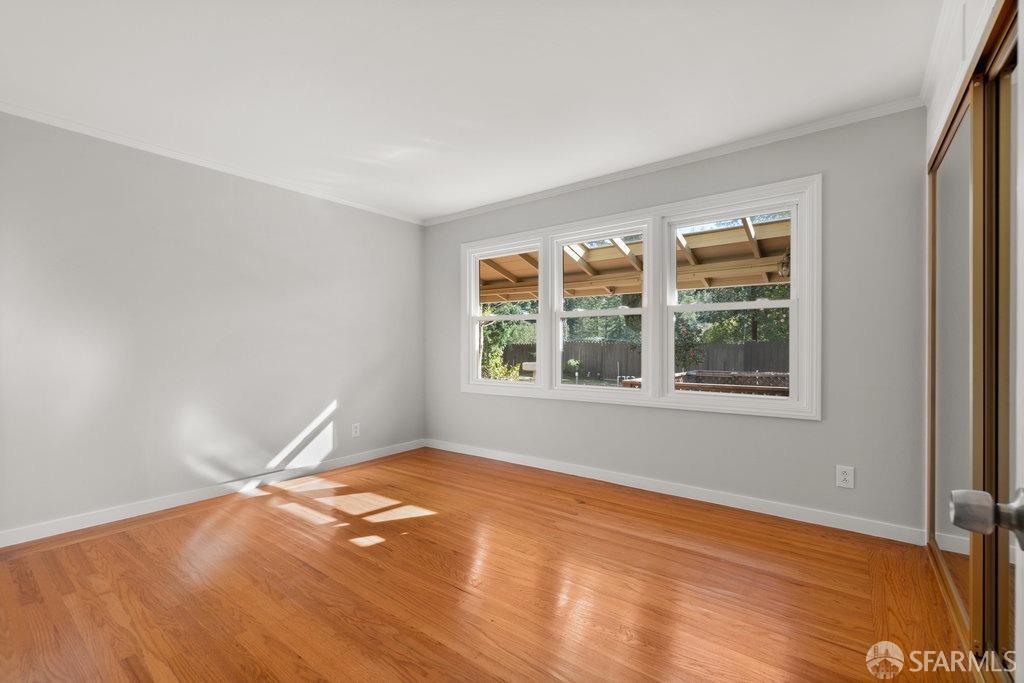 Orinda, California 94563, United States, 6 Bedrooms Bedrooms, ,4 BathroomsBathrooms,Residential,Active,93508