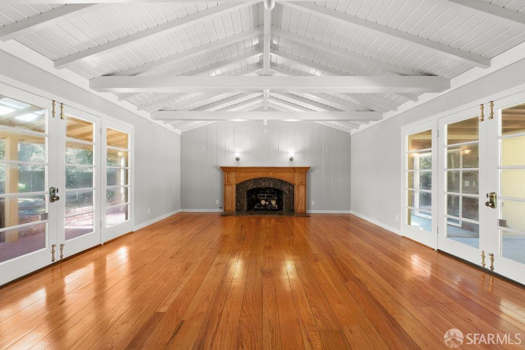 Orinda, California 94563, United States, 6 Bedrooms Bedrooms, ,4 BathroomsBathrooms,Residential,Active,93508