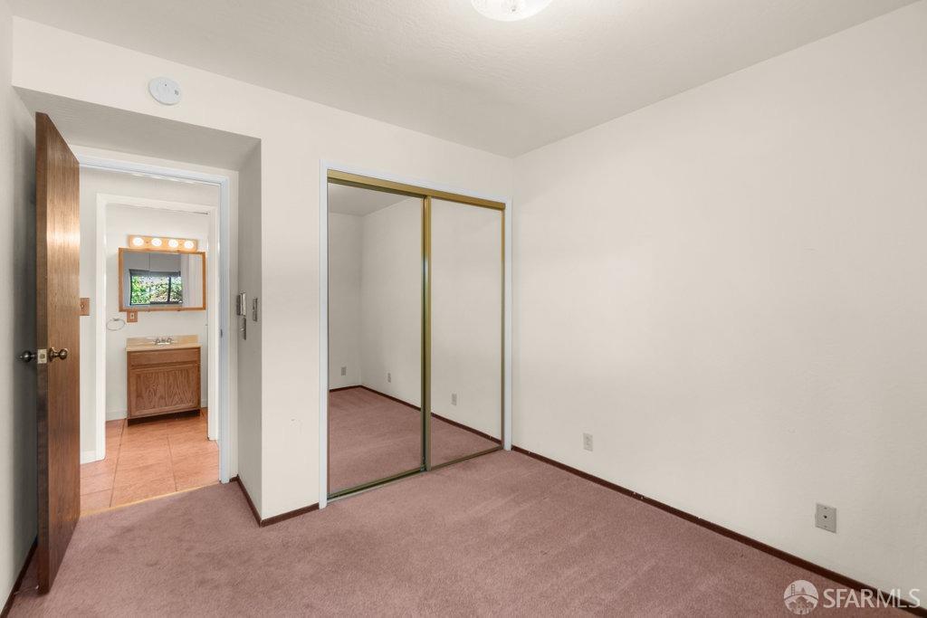 Orinda, California 94563, United States, 6 Bedrooms Bedrooms, ,4 BathroomsBathrooms,Residential,Active,93508