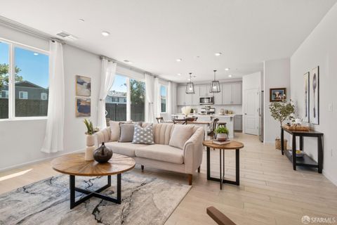 Property photo of 441 Pintor Way, Oakley, CA 94561