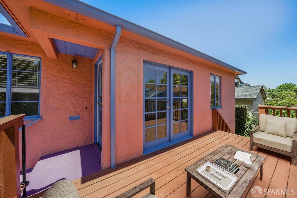 Albany, California 94706, United States, 2 Bedrooms Bedrooms, ,2 BathroomsBathrooms,Residential,Active,130444