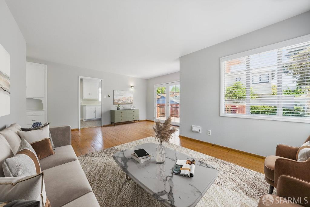 Albany, California 94706, United States, 2 Bedrooms Bedrooms, ,2 BathroomsBathrooms,Residential,Active,130444