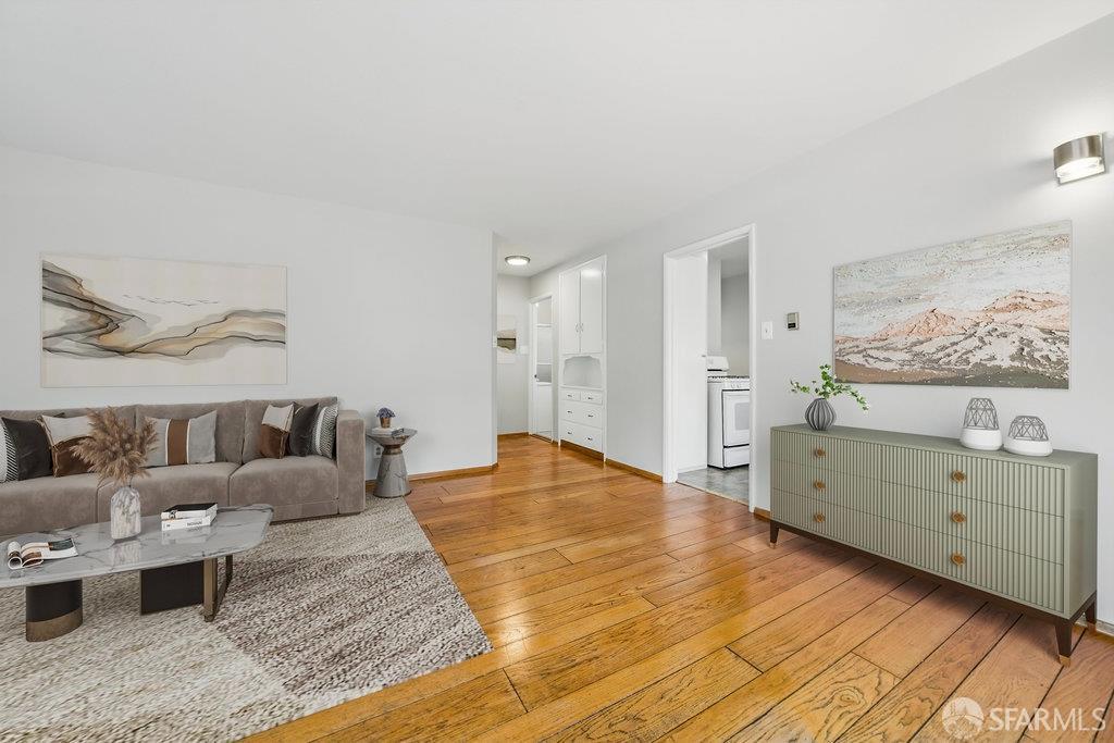 Albany, California 94706, United States, 2 Bedrooms Bedrooms, ,2 BathroomsBathrooms,Residential,Active,130444