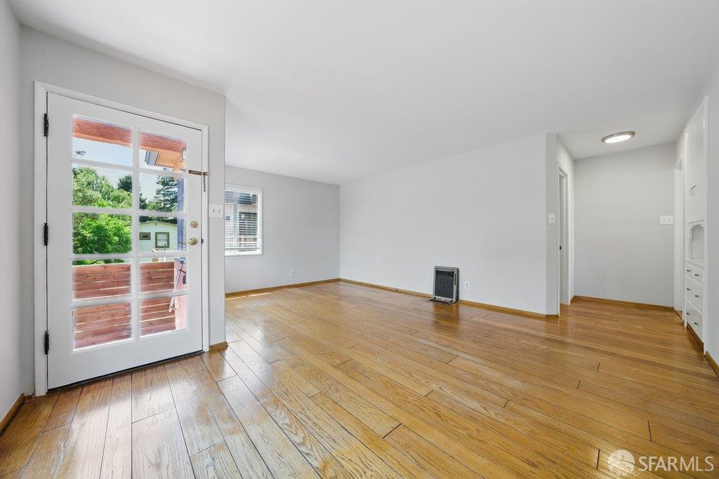 Albany, California 94706, United States, 2 Bedrooms Bedrooms, ,2 BathroomsBathrooms,Residential,Active,130444