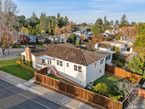 A home in San Mateo