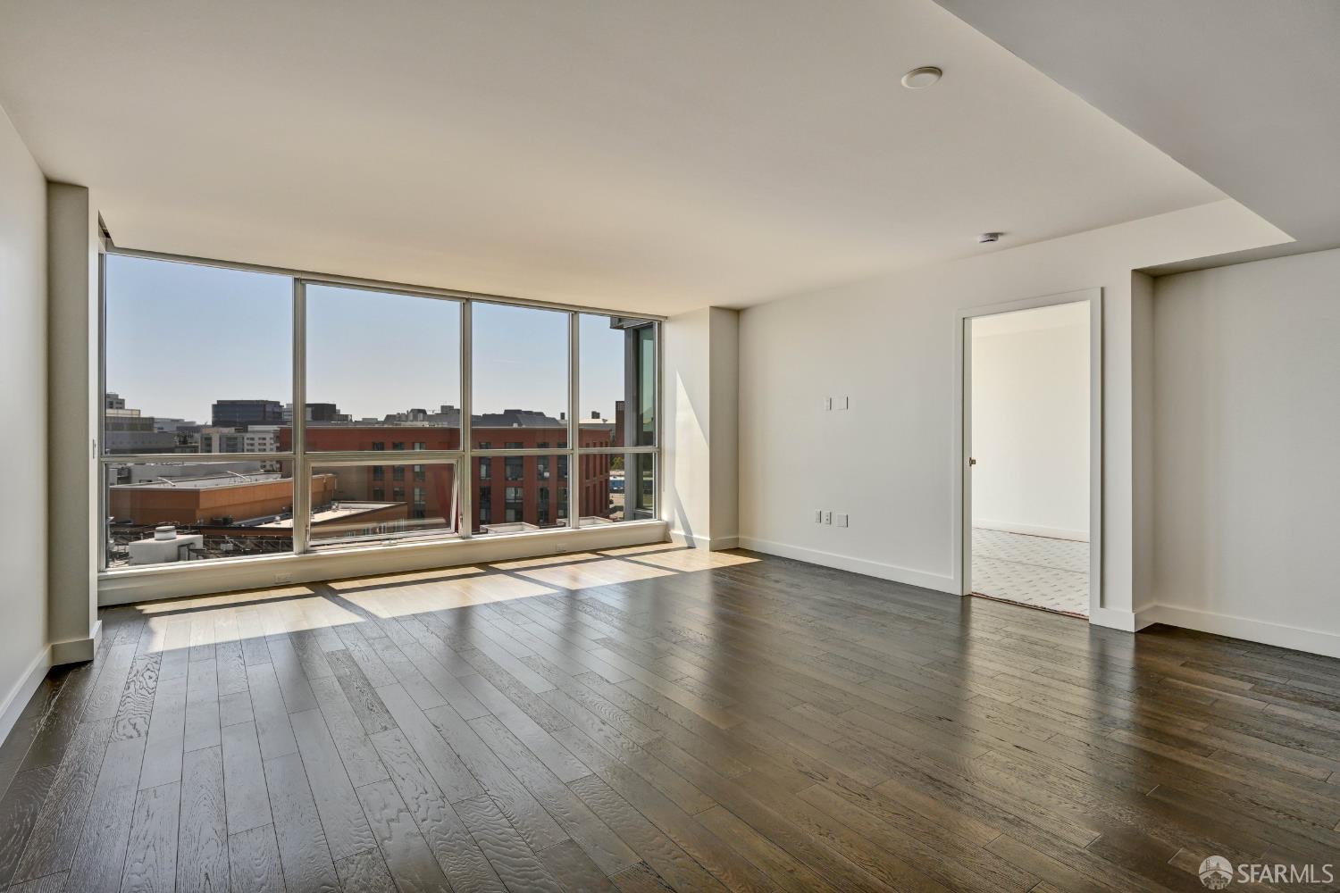708 Long Bridge Street 908
