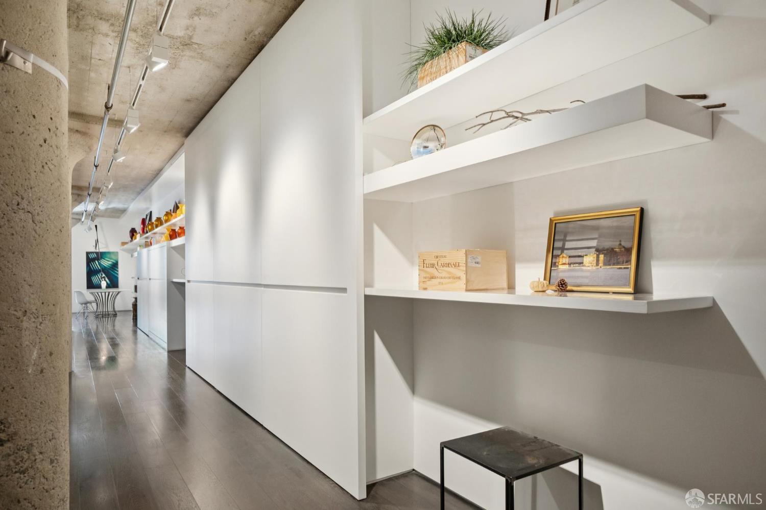 650 2nd Street 404