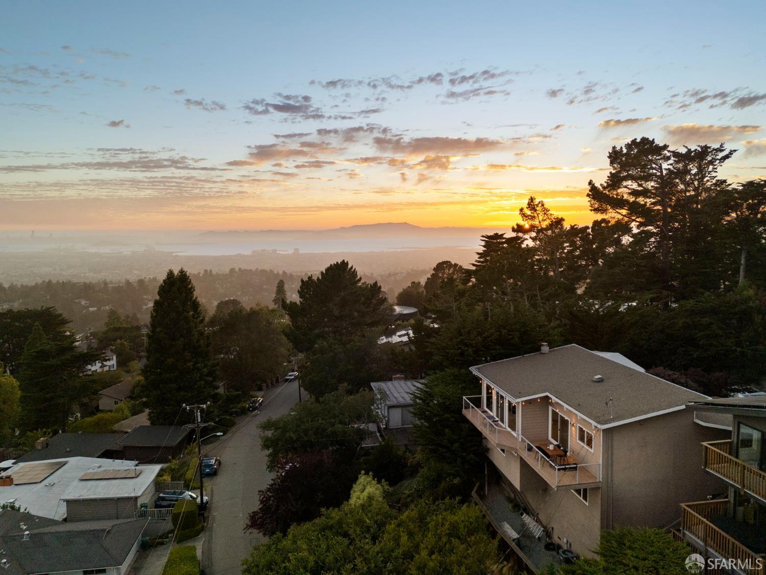 6639 Colton Blvd/ 6639 Morningstar Court