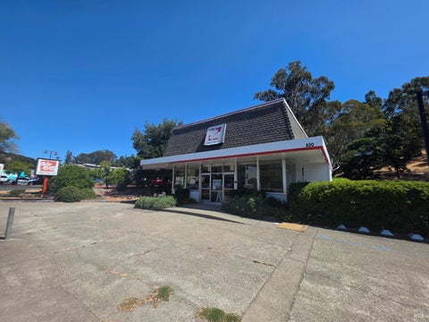 Property photo of 830 Sir Francis Drake Boulevard, San Anselmo, CA 94960