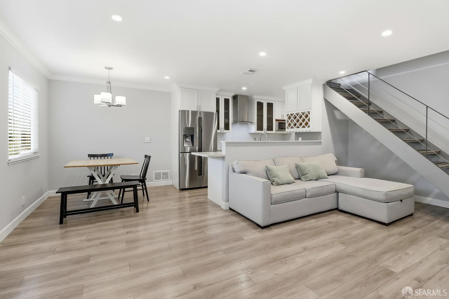 2505 Dillion Court