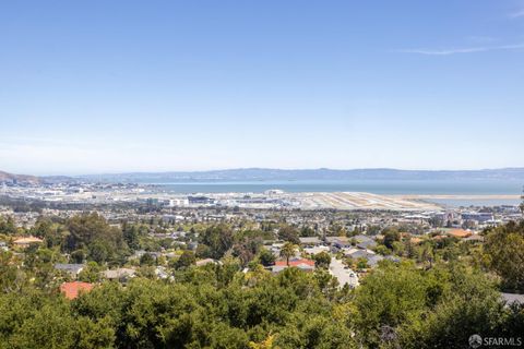340 Vallejo Drive Unit 80, Millbrae, CA 94030 - #: 426096822
