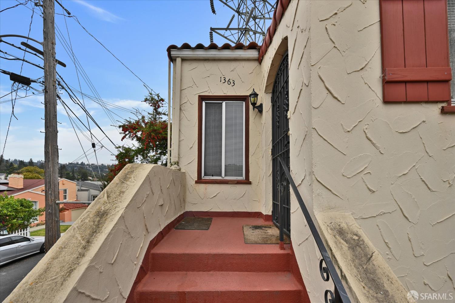1363 Bates Road, Oakland CA 94610