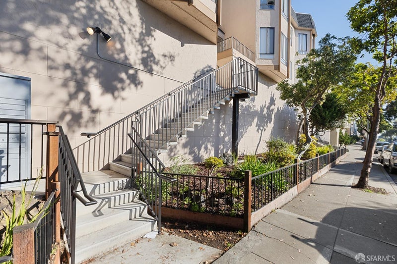 370 Monterey Boulevard 313