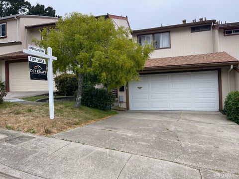 166 Saint Michaels Court Unit 56, Daly City, CA 94015 - #: 424041511