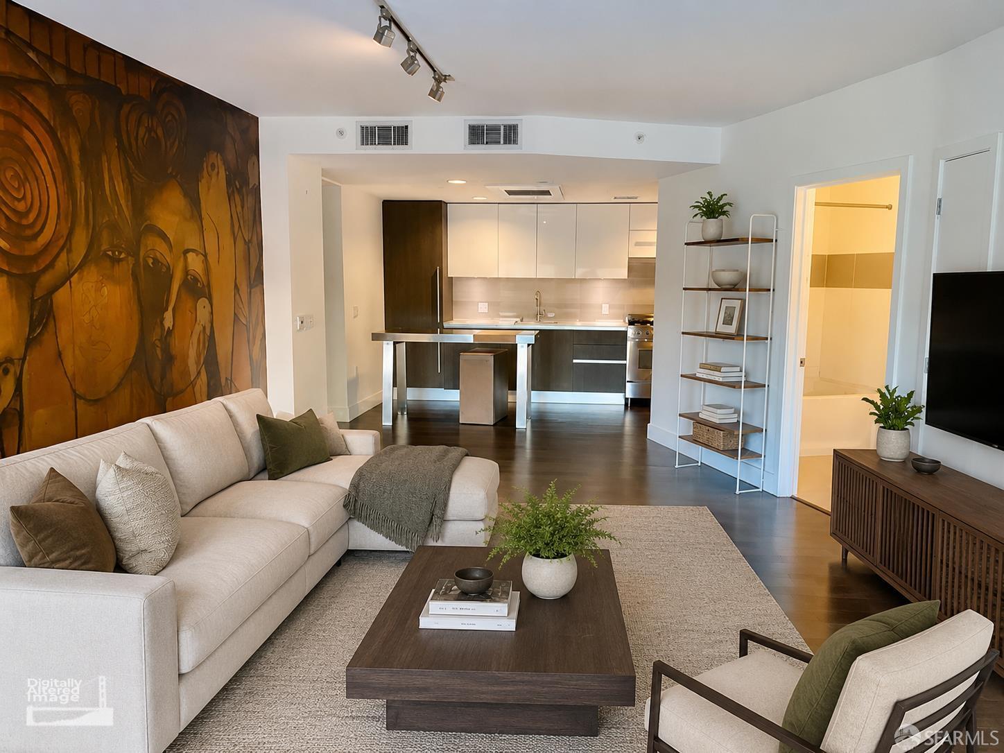 8 Buchanan Street 211, San Francisco CA 94102
