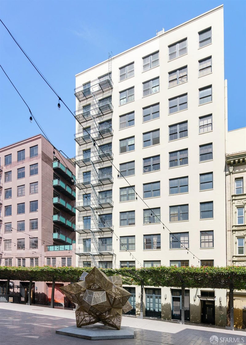 2 Mint Plaza 207
