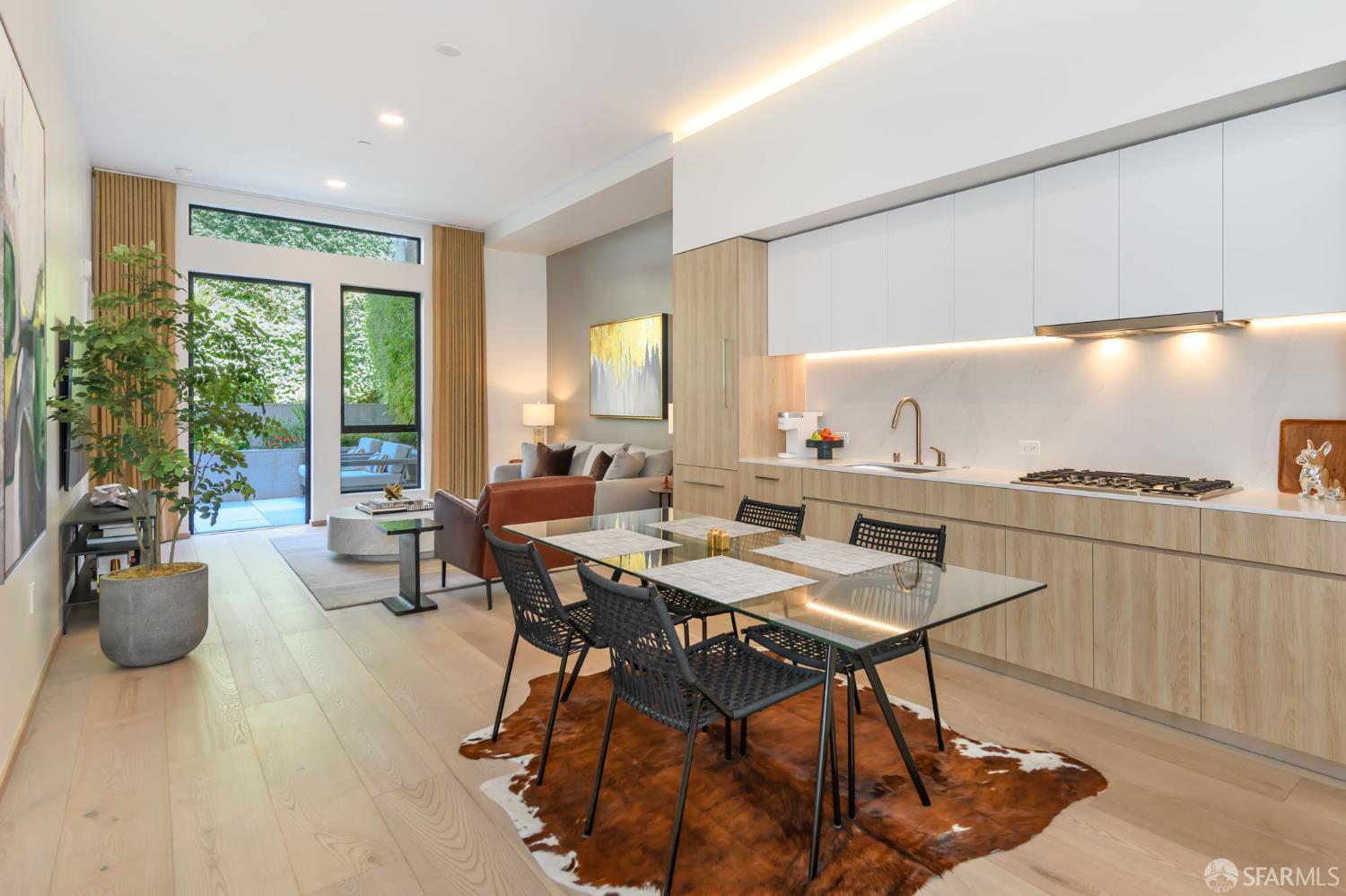 2238 Market Street 107