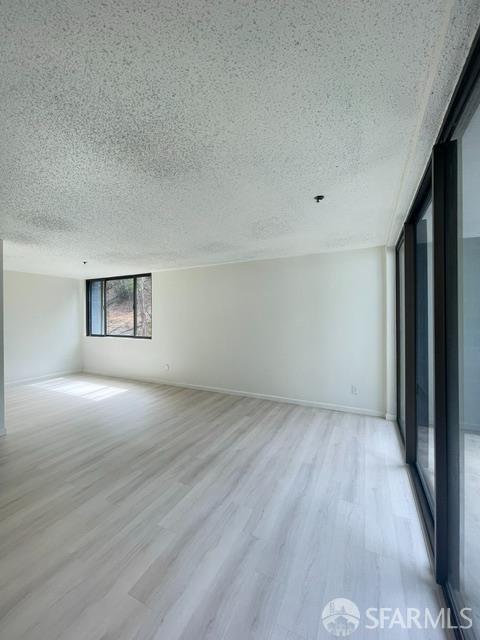 555 N Pierce Street Street 840