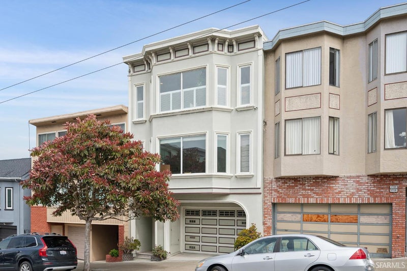 1716 9th Avenue
