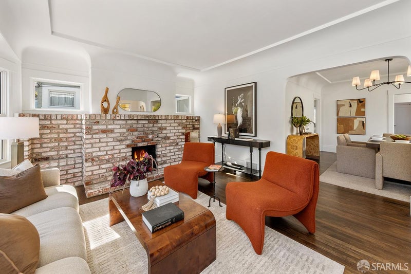 334 Chicago Way