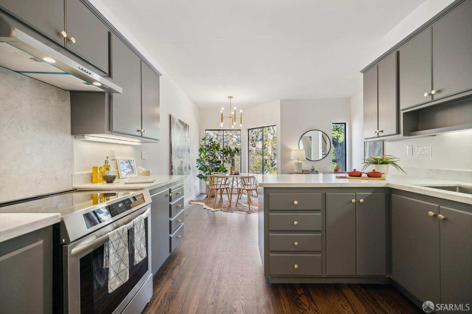 209 N Lake Merced Hills