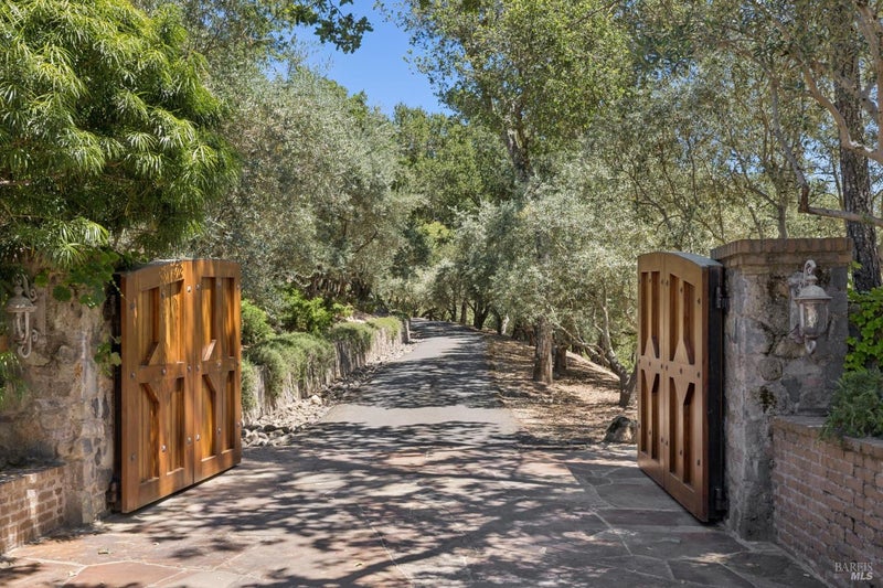 748 Adobe Canyon Road