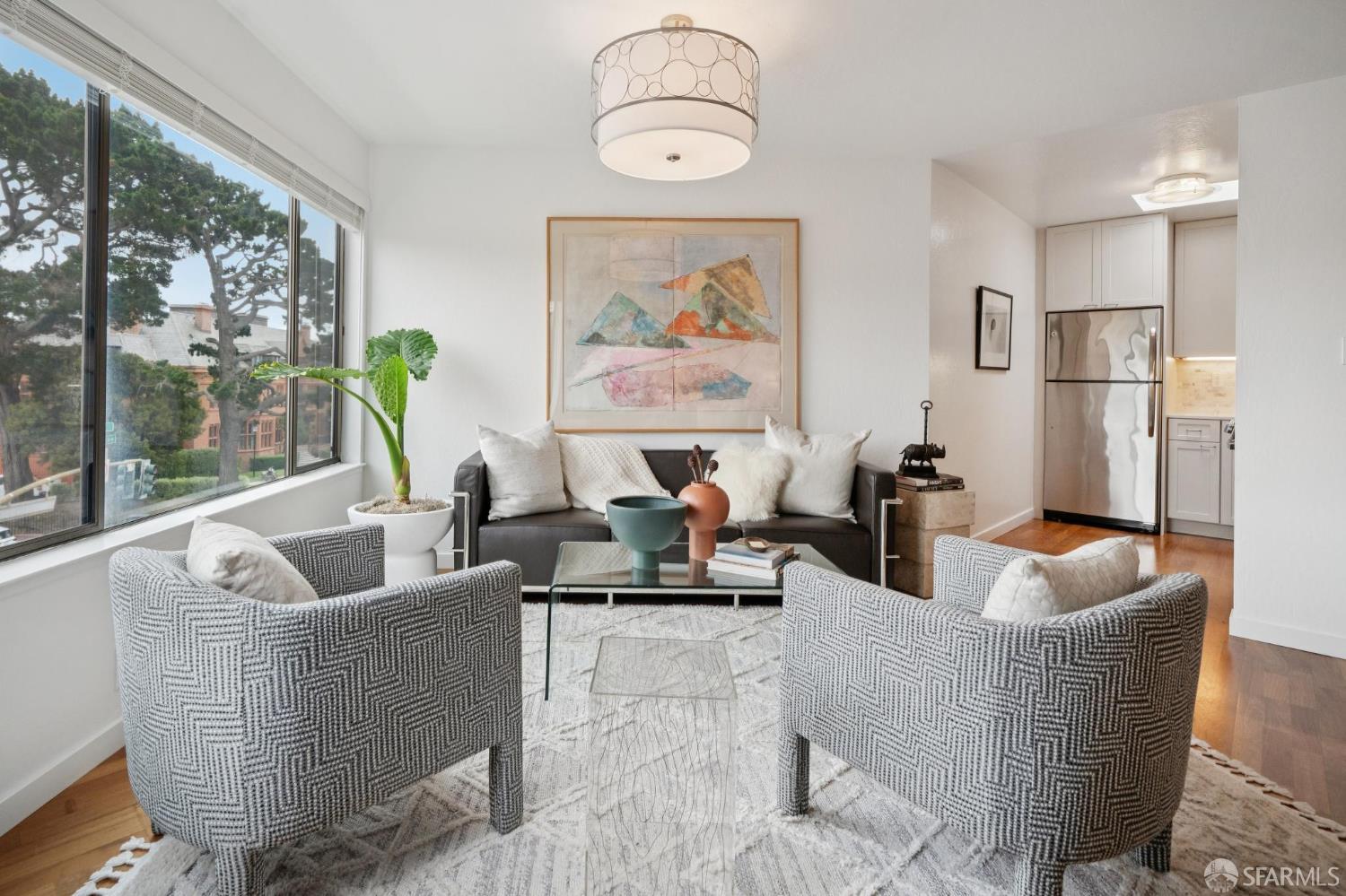 3501 Laguna Street 307