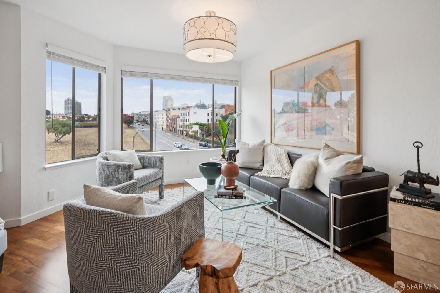 3501 Laguna Street 307