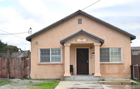 303 Medford Avenue, Hayward, CA 94541 - #: 424001312