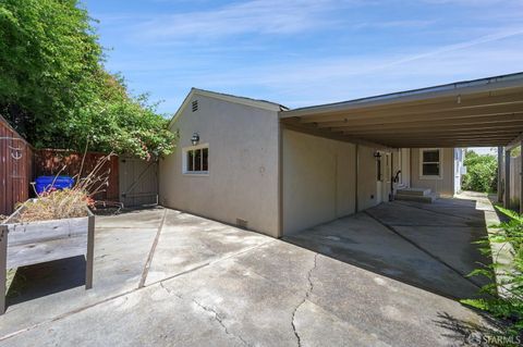 A home in San Leandro