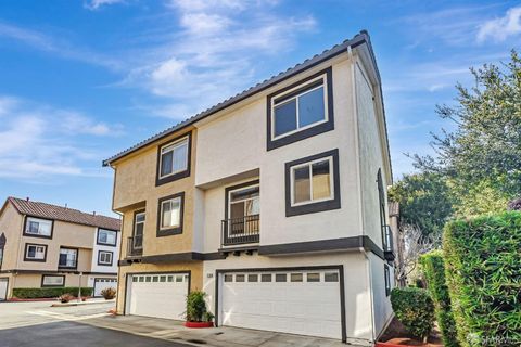 Featured picture for the property 425076045