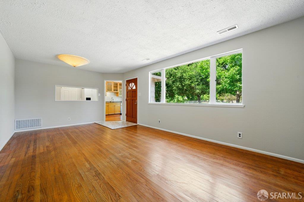 Concord, California 94519, United States, 3 Bedrooms Bedrooms, ,1 BathroomBathrooms,Residential,Active,145098