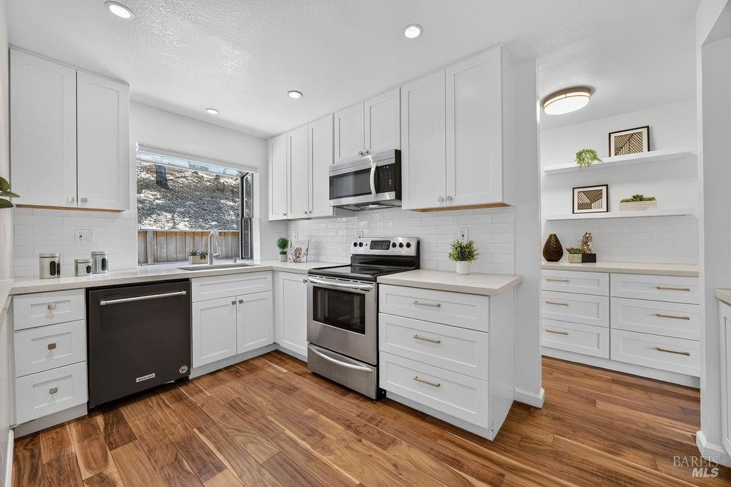 417 Sylvia Way