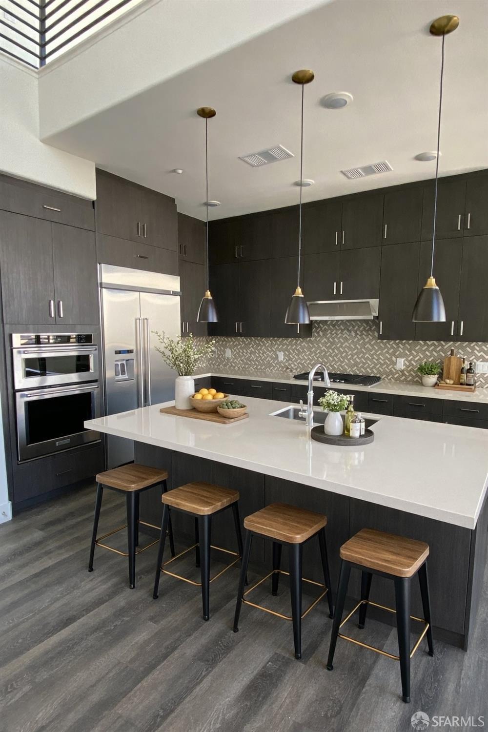 45250 Volt Terrace 402