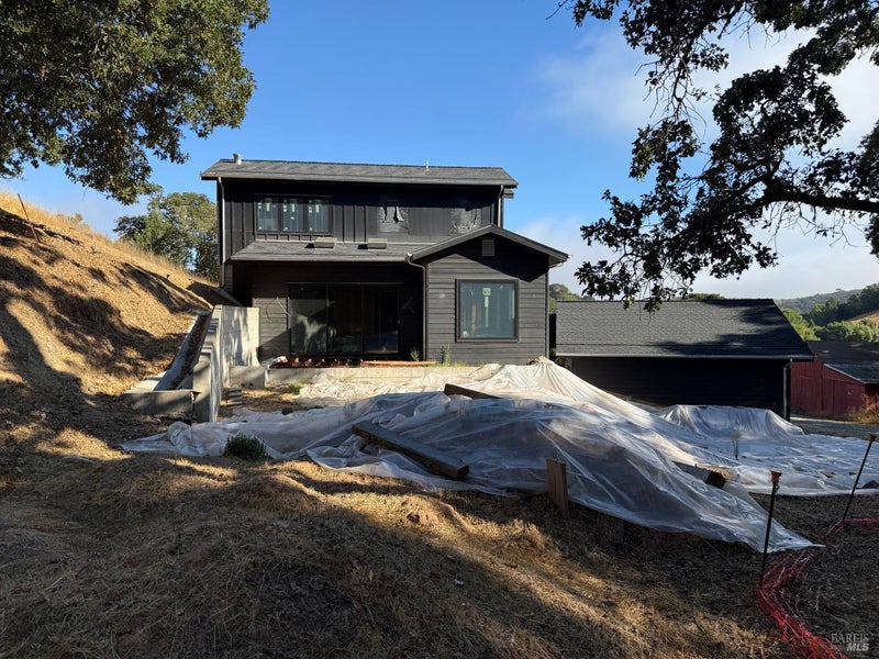 689 Atherton Avenue
