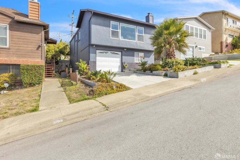 44 Belcrest Avenue
