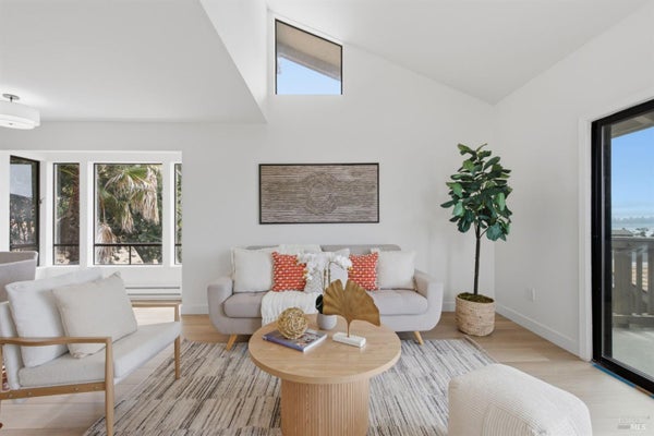 80 MARINERO CIR, TIBURON, CA 94920 - Image 1c55567a2ad1911318a313e67611d774/885166594