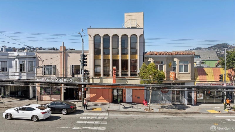 5226-5228 Mission Street