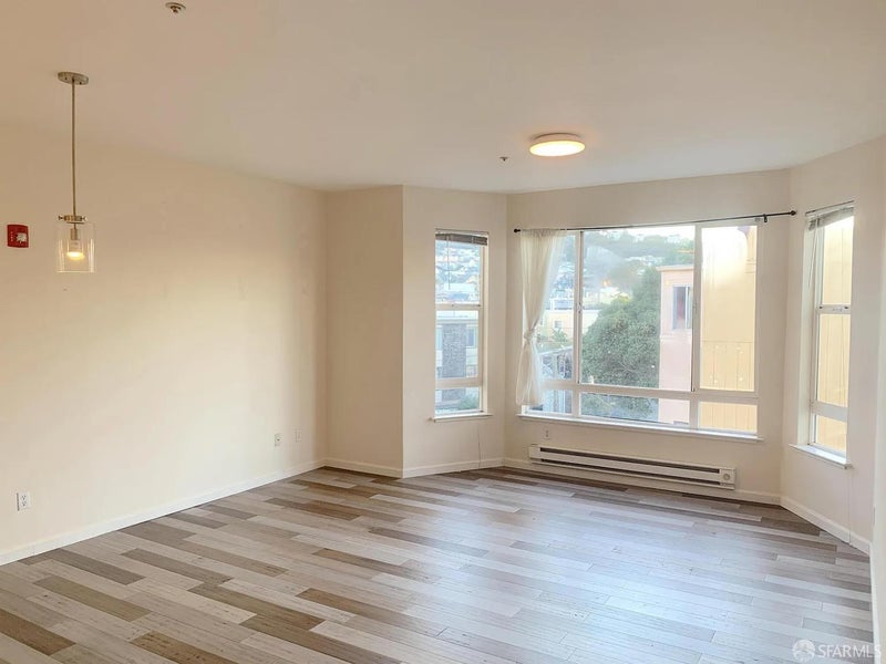 5810 Mission Street 404