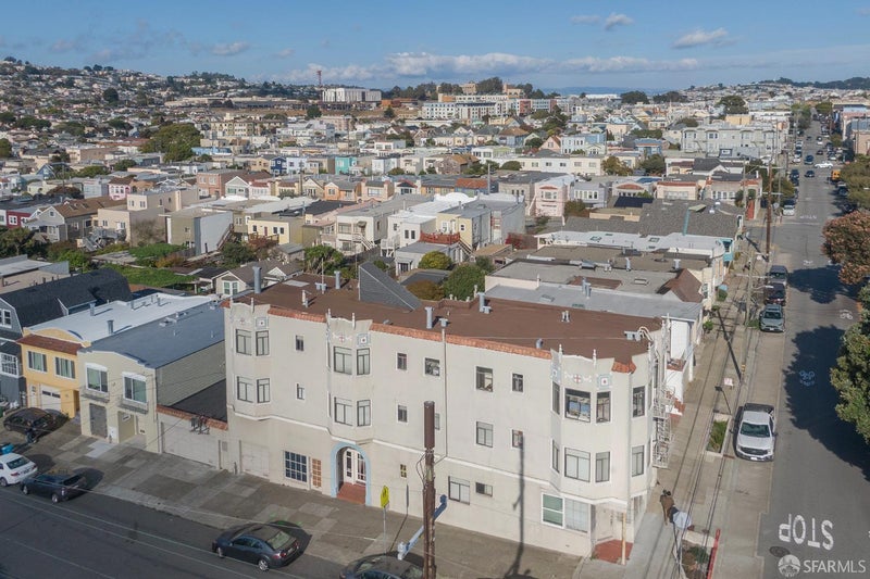 212 Jules Avenue