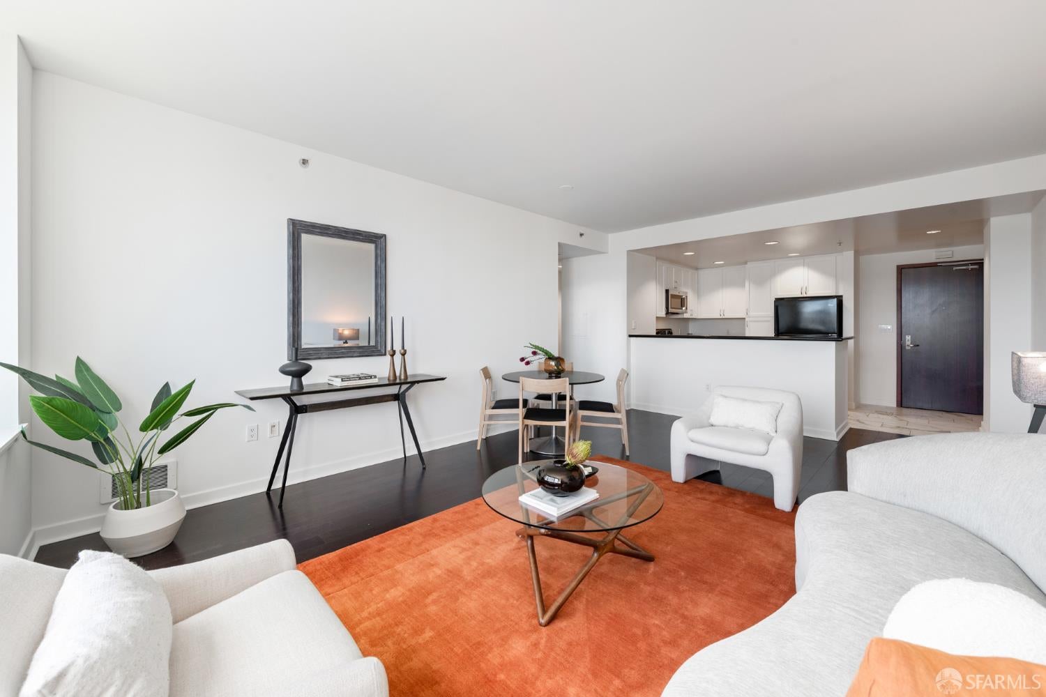 250 King Street 1112