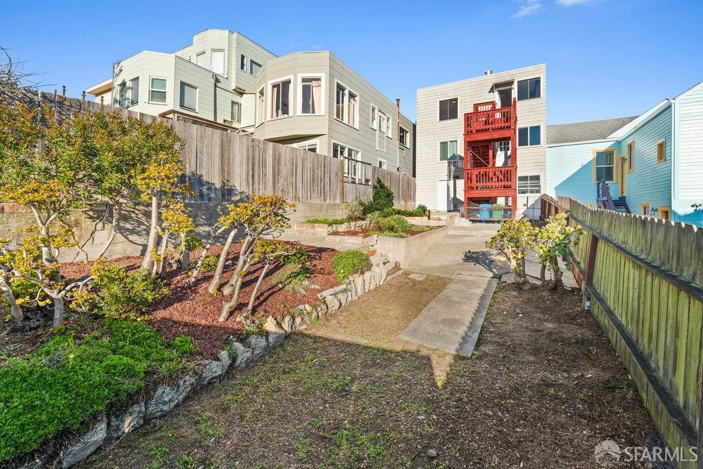 San Francisco, California 94121, United States, 4 Bedrooms Bedrooms, ,1 BathroomBathrooms,Residential,Pending,84017