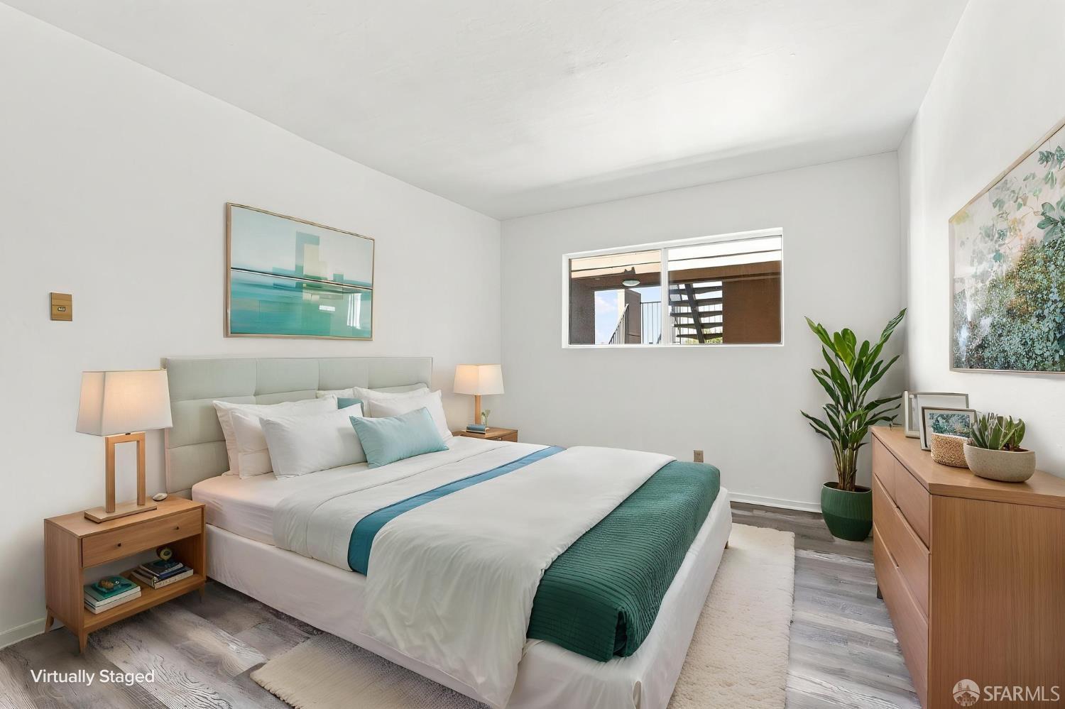 425 Orange Street 313