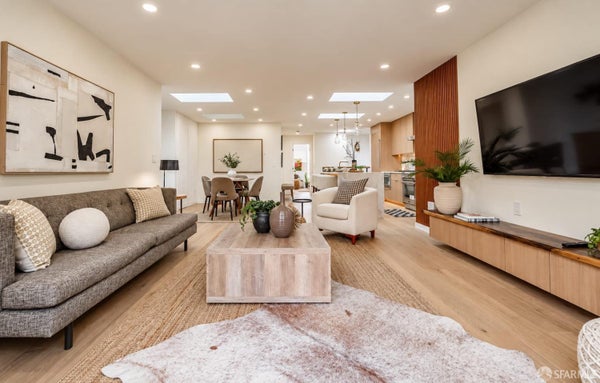 330 MANGELS AVE, SAN FRANCISCO, CA 94127 - Image 20567f9a9ea039296f79696ecee67f8c/1318389517